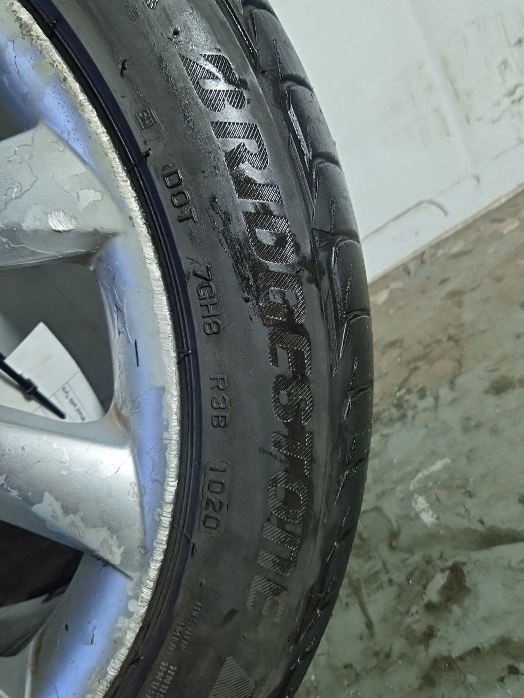 Alfa Romeo Giulietta MK3 17" Alloy Wheel with Tyre ~6mm 225/45/17 156093270