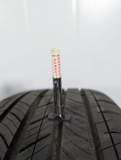 Land Rover Defender L663 OEM 20" Alloy Wheel with Tyre 7mm 255/60/20 L8B21007GB