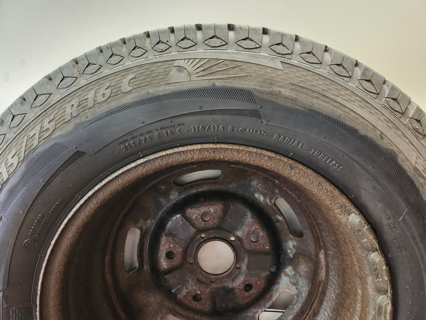 Ford Transit MK6 (V185) Cargo Van Steel Wheel with Tyre 215/75/16 ~6mm