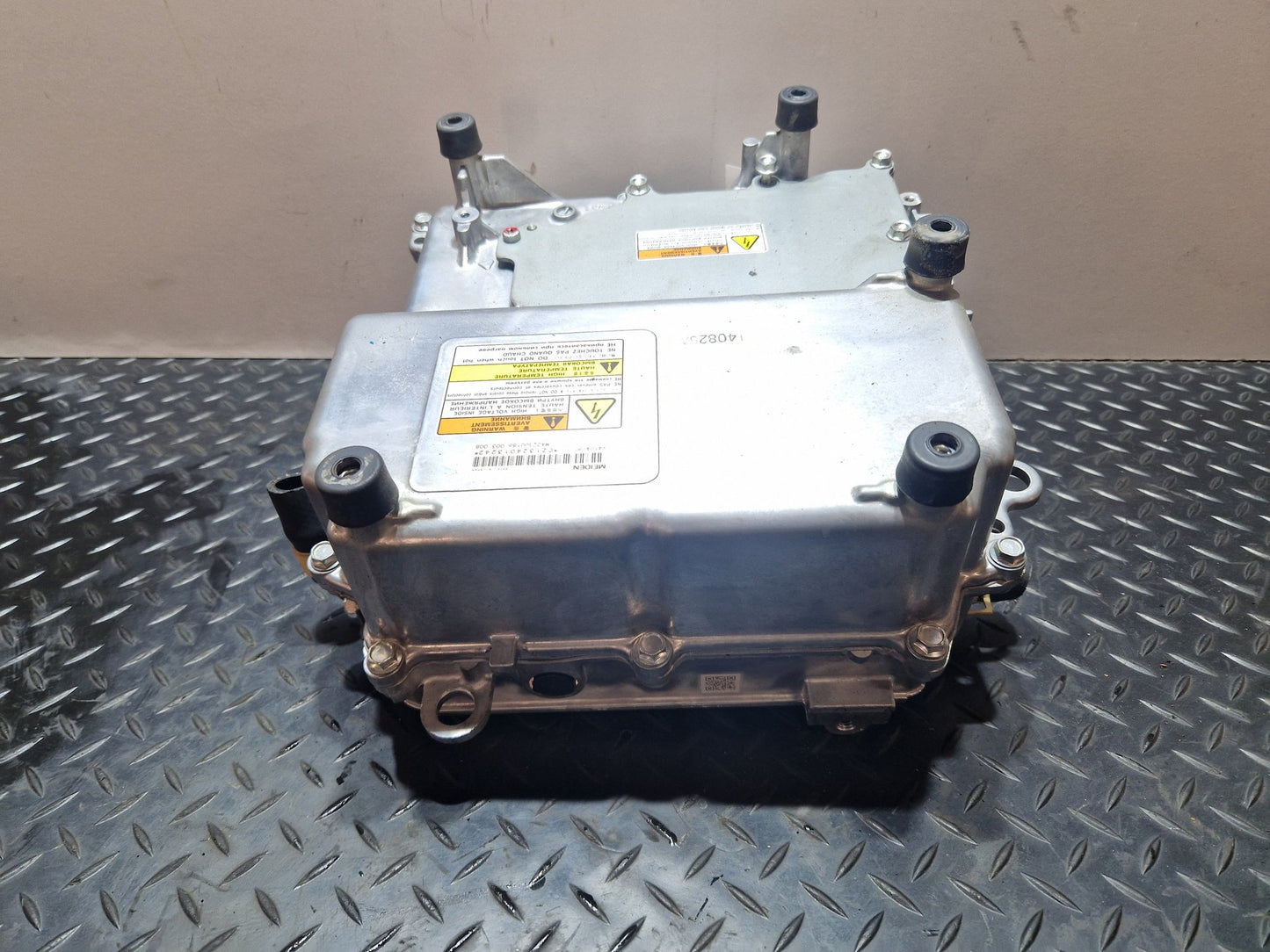 Mitsubishi Outlander PHEV MK3 (RE1) (GG2W) SUV Voltage Battery Inverter 9410A081