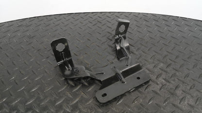 16-19 AUDI A4 B9 S-LINE GENUINE 2.0TDI EXPANSION COLLANT TANK BRACKET 8W0121232F