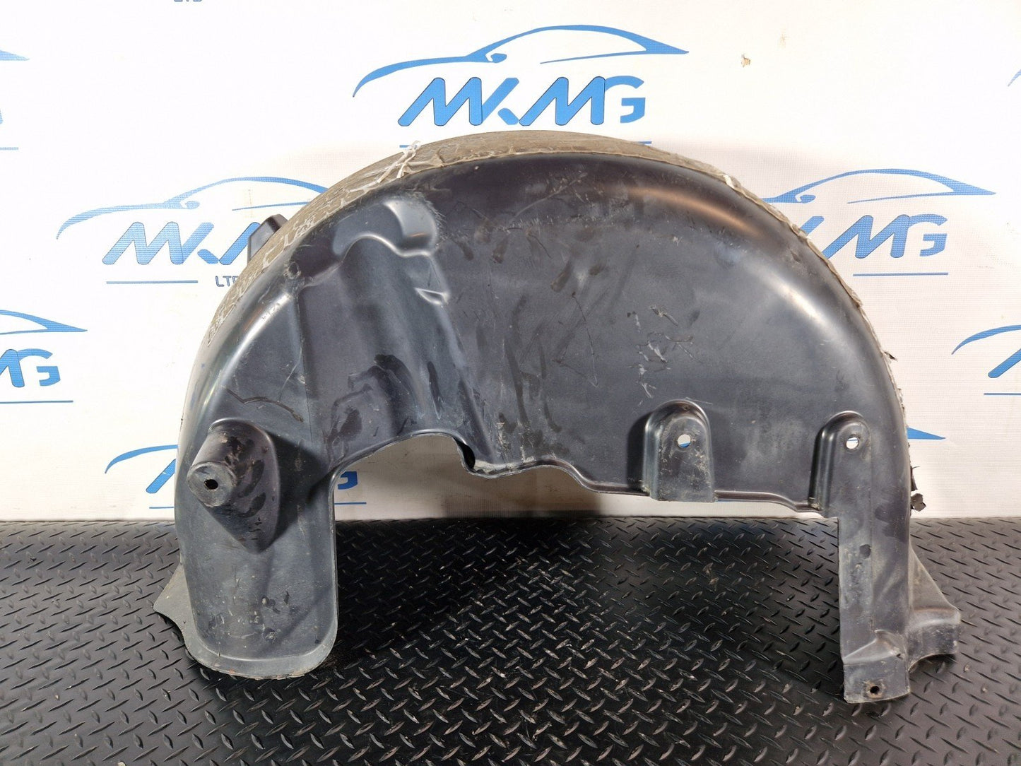 16-19 MERCEDES BENZ GLE W166 REAR WHEEL LEFT SIDE SPLASH GUARD COVER A1668841322