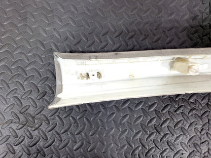 16-22 BMW X1 F48 DRIVER SIDE RIGHT A PILLAR COVER TRIM 7402608