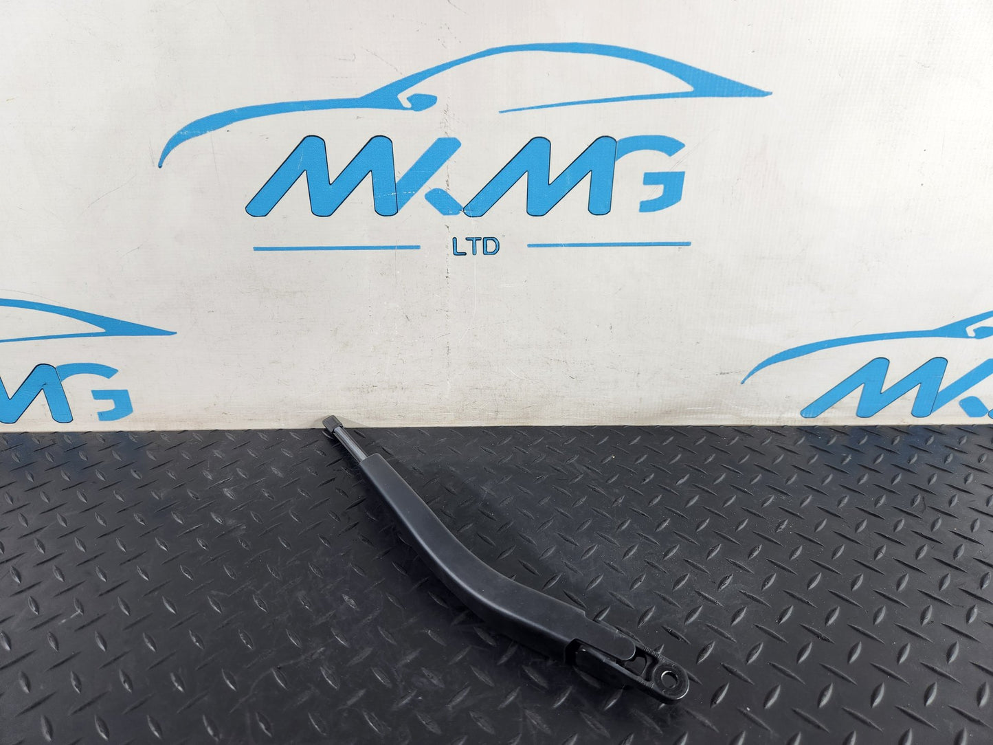 Land Rover Range Rover Evoque L551 SUV Rear Screen Wiper Arm K8D2-17C403-AB