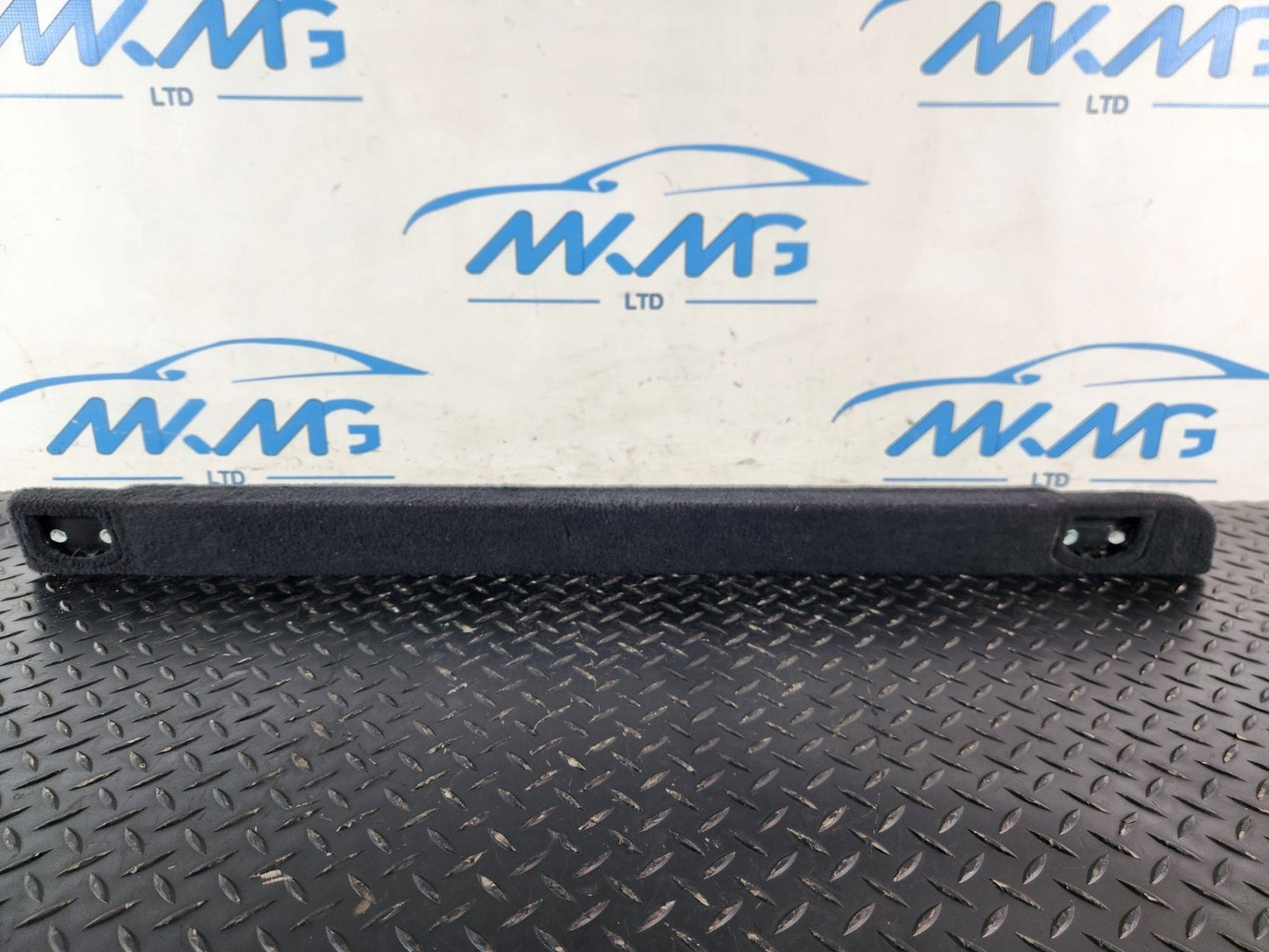10-18 VW TOUAREG 7P OEM RIGHT REAR BOOT FLOOR CARPET INSERT TRIM 7P6863528A
