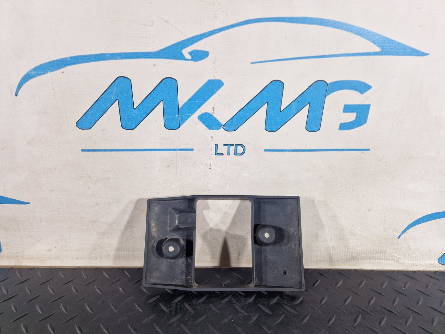 Land Rover Range Rover Evoque L538 SUV Blind Spot Sensor Bracket DK62-17B751-AA