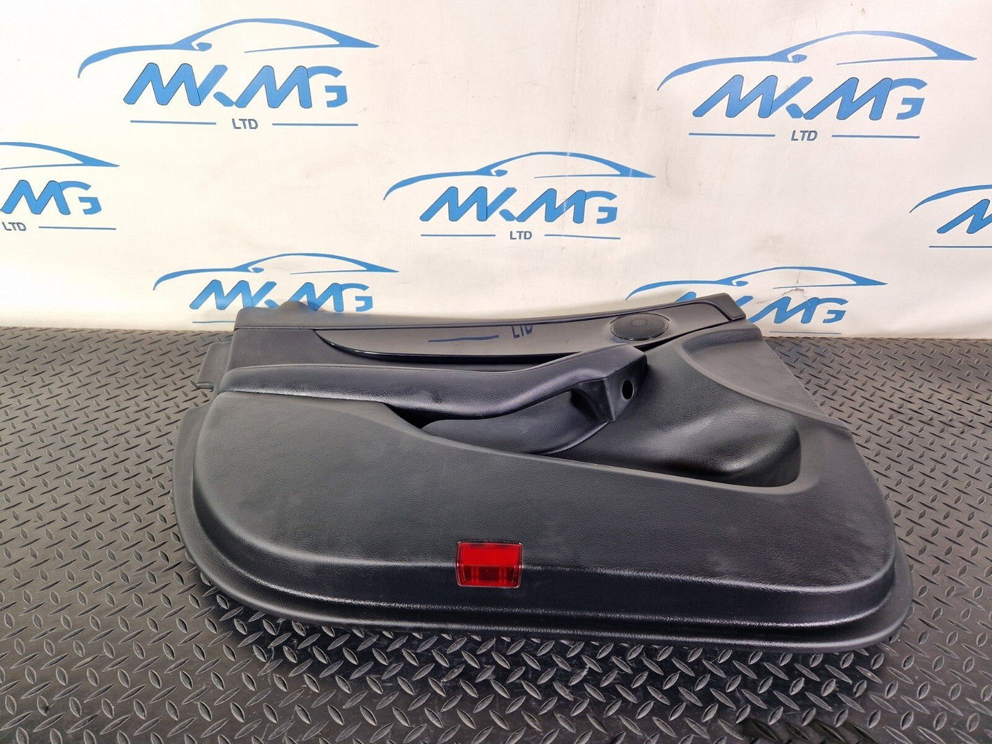14-21 MERCEDES BENZ C200 W205 FRONT PASSENGER SIDE DOOR CARD BLACK LEATHER