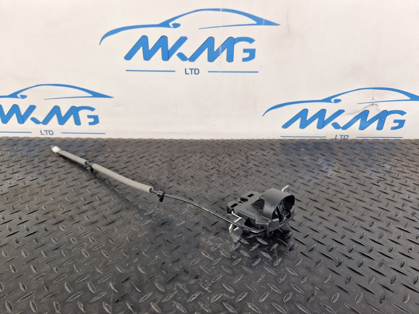 19-ON MERCEDES BENZ CLA C118 REAR LEFT N/S/R SEAT LOCK A1779005104