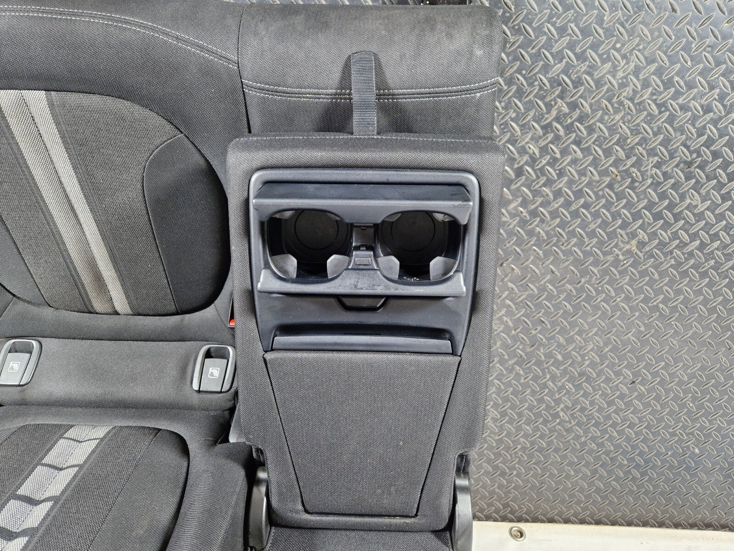 16-22 BMW X1 F48 GENUINE OEM REAR LEFT N/S PASSENGER SIDE CLOTH FABRIC SEAT