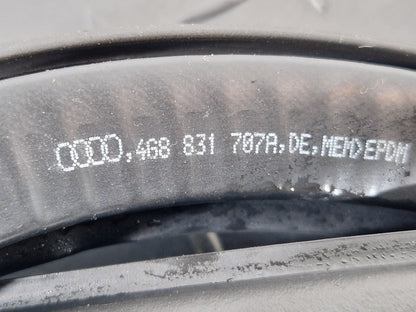 10-18 AUDI A7 4G S-LINE GENUINE FRONT LEFT NSF RUBBER WEATHER SEAL 4G8831707A