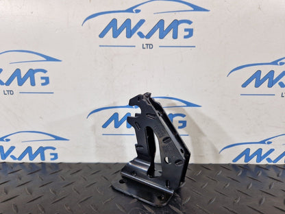 12-18 AUDI A6 C7 GENUINE REAR SEAT MOUNTING POINT BRACKET HOLDER 4G0886177
