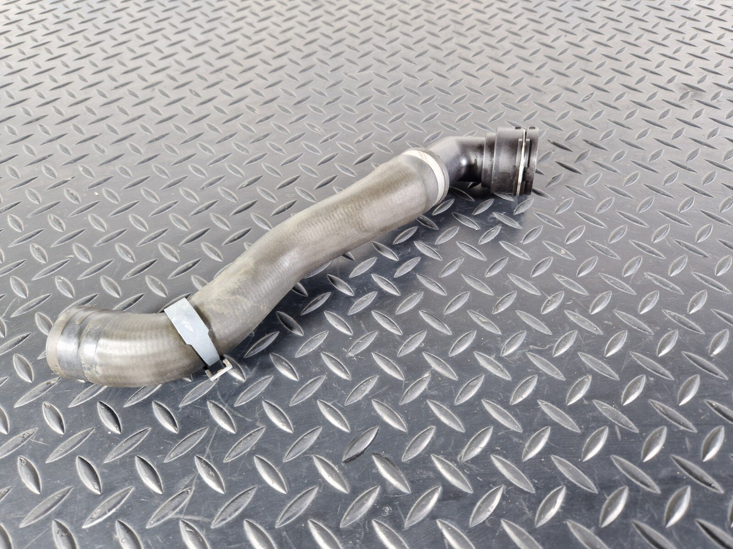 16-24 AUDI A5 F5 COUPE WATER COOLANT PIPE 8W0122293H