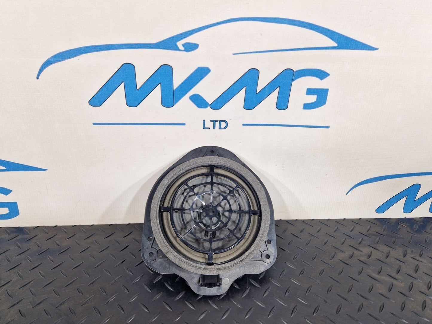 16-23 AUDI S5 COUPE GENUINE REAR SIDE PANEL SOUND SPEAKER 8W6035411