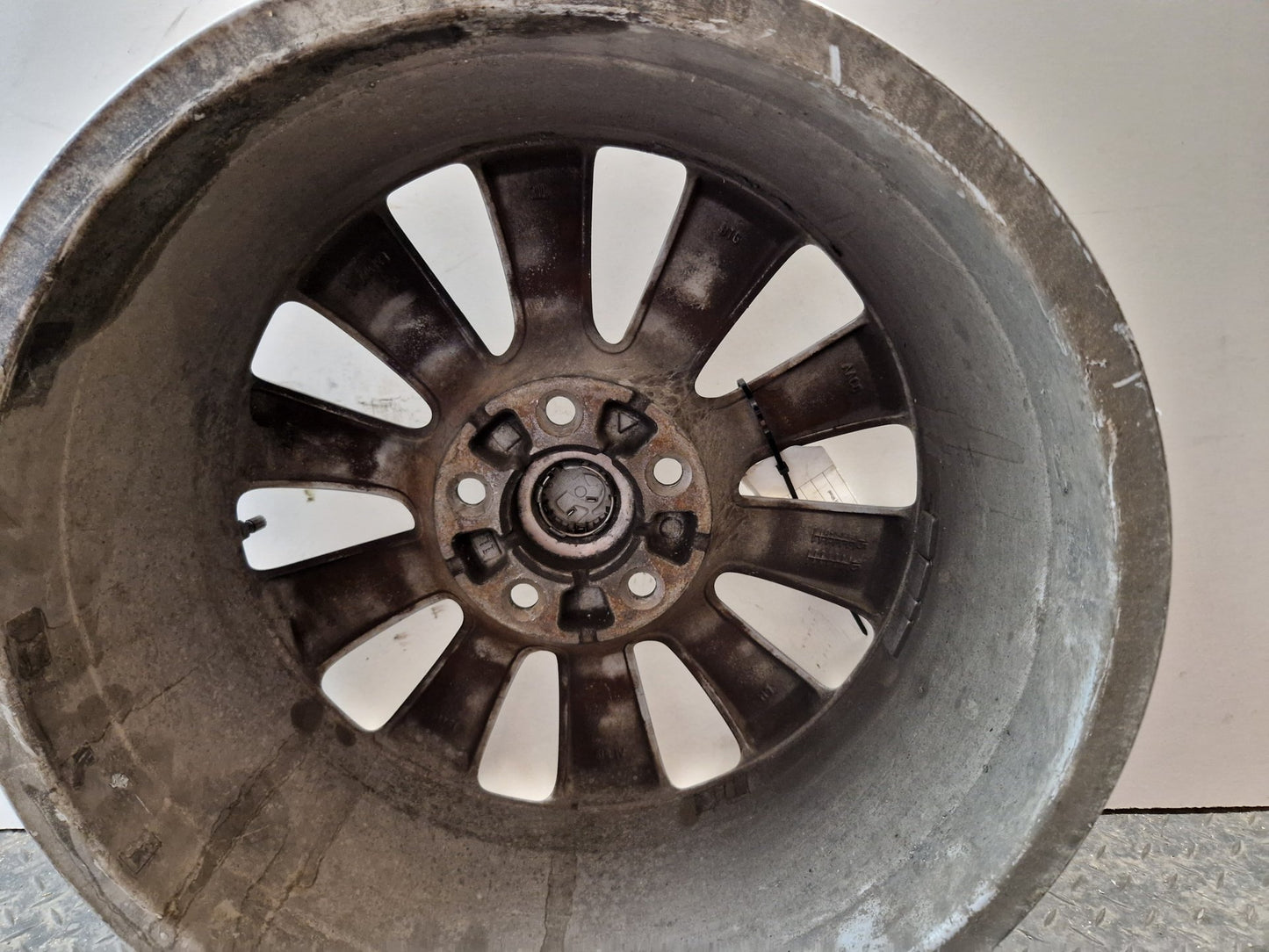 Vauxhall Zafira MK3 (C) (A3470) MPV Genuine 17" 10 Spoke Alloy Wheel