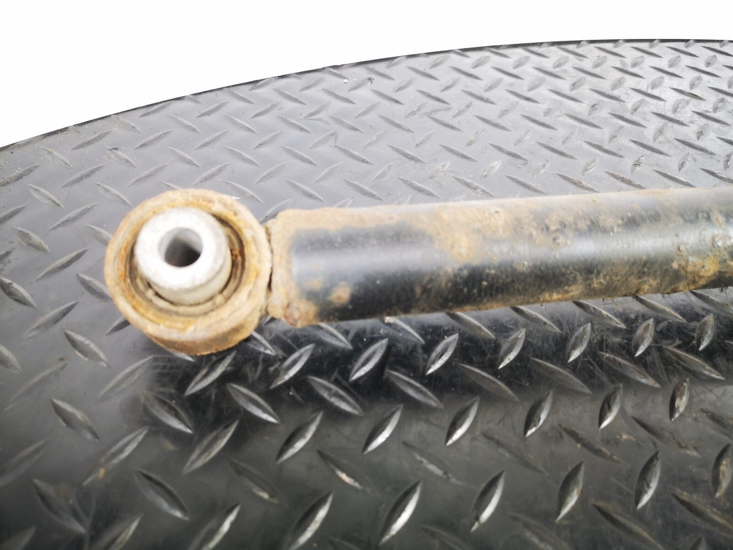 16-19 AUDI A4 B9  V6 3.0TDI REAR LEFT OR RIGHT SIDE SHOCK ABSORBER 8W9035B