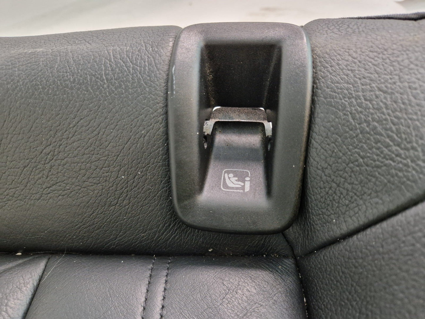 16-19 AUDI A4 B9 SPORT OEM REAR SEAT LOWER BOTTOM CUSHION 8W0885375A 8W0885283A