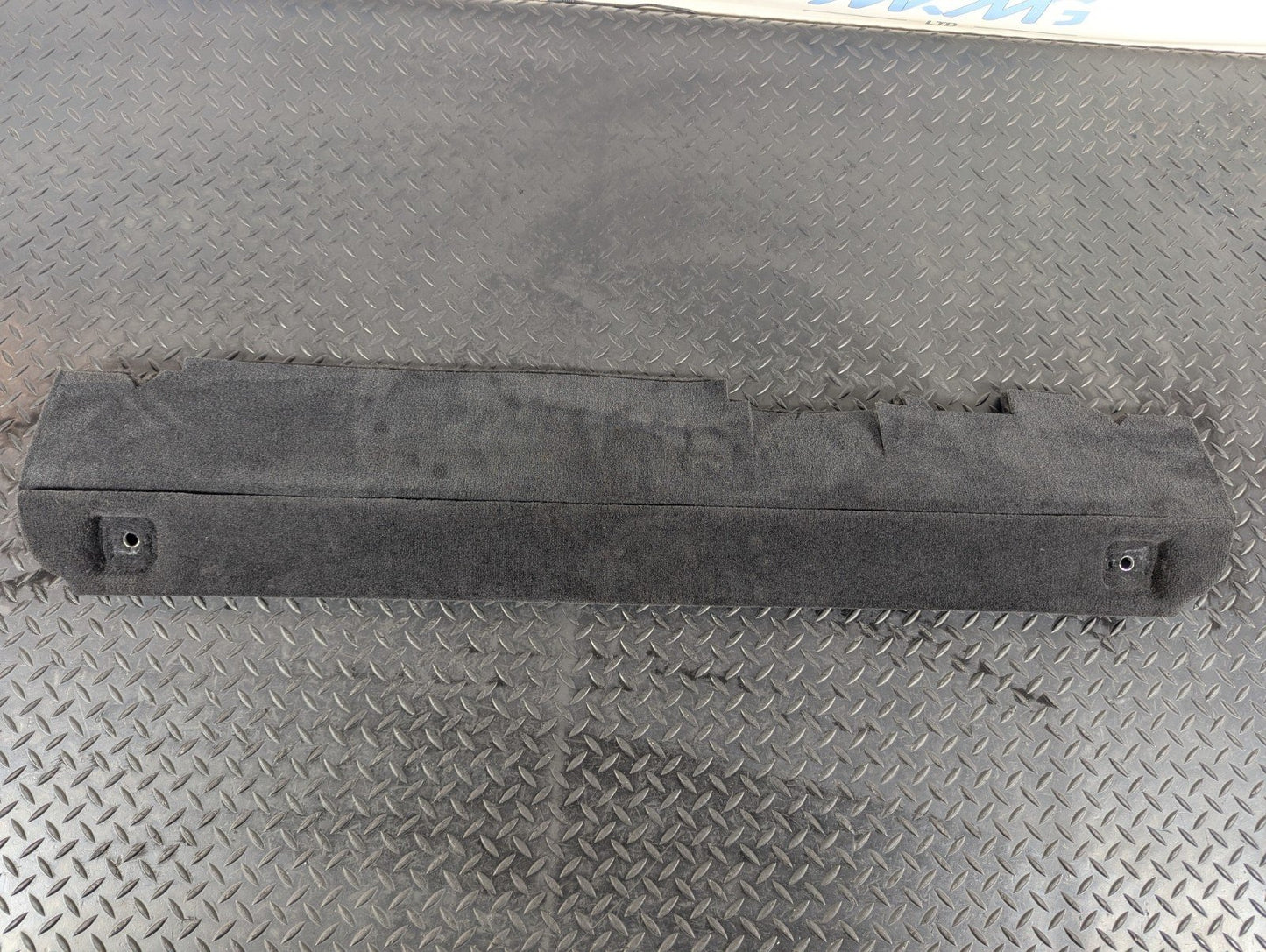 11-19 MERCEDES BENZ ML W166 GENUINE TRUNK BOOT TRIM PANEL A1666800102