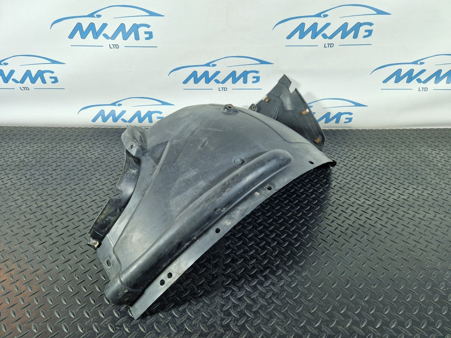 10-13 BMW X5 E70 LCI OFFSIDE FRONT RIGHT WHEEL ARCH LINER 7234832