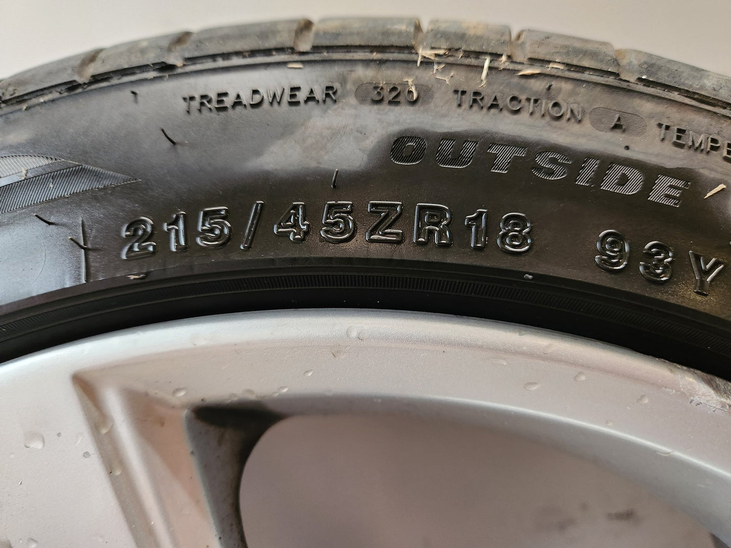 Volvo V50 MK2 FL (MW) 18" Alloy Wheel with Tyre 215/45/18 ~6mm