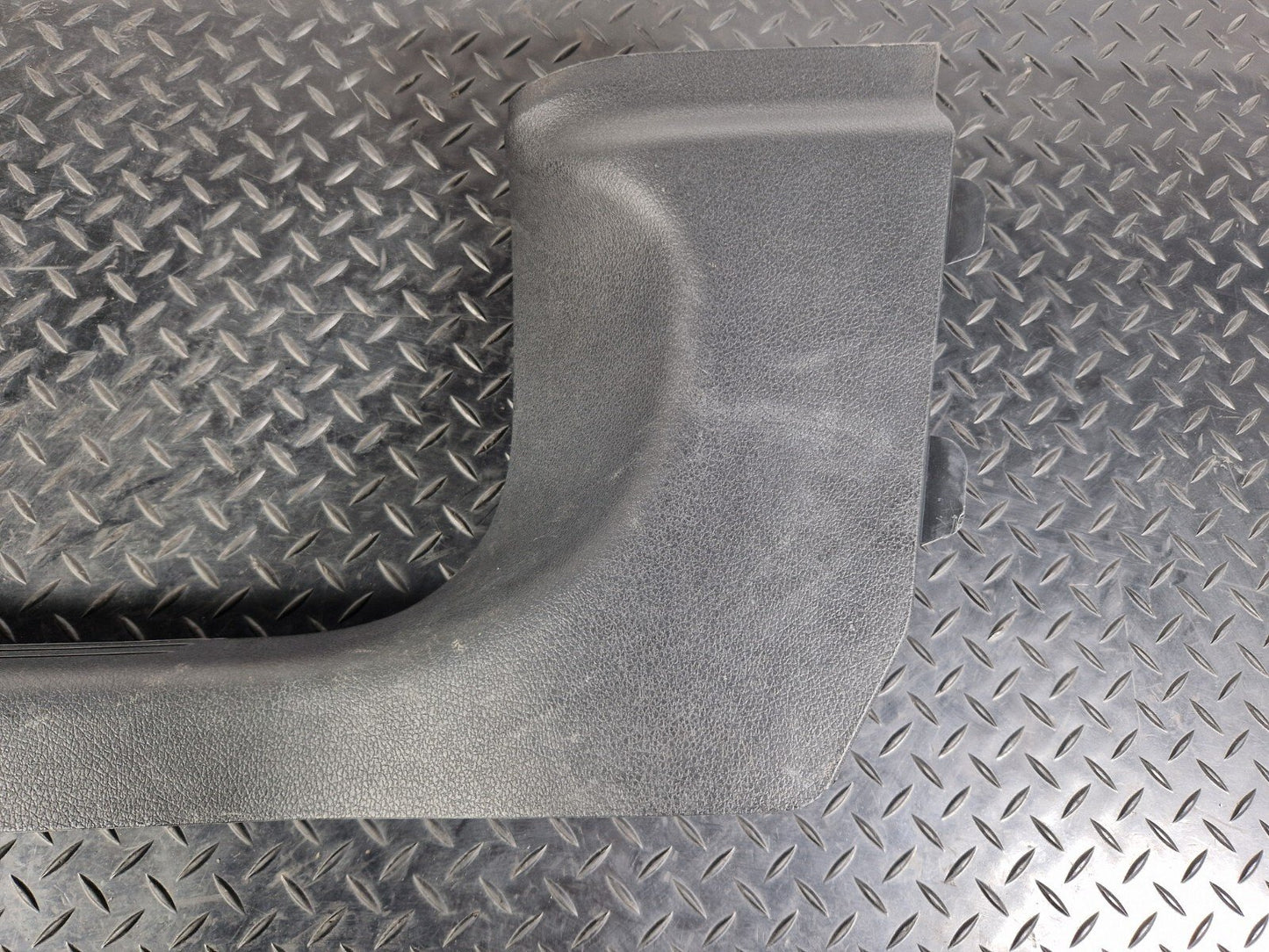 MERCEDES A-CLASS 2020 REAR RIGHT DRIVER SIDE SILL COVER TRIM PANEL A1776802300