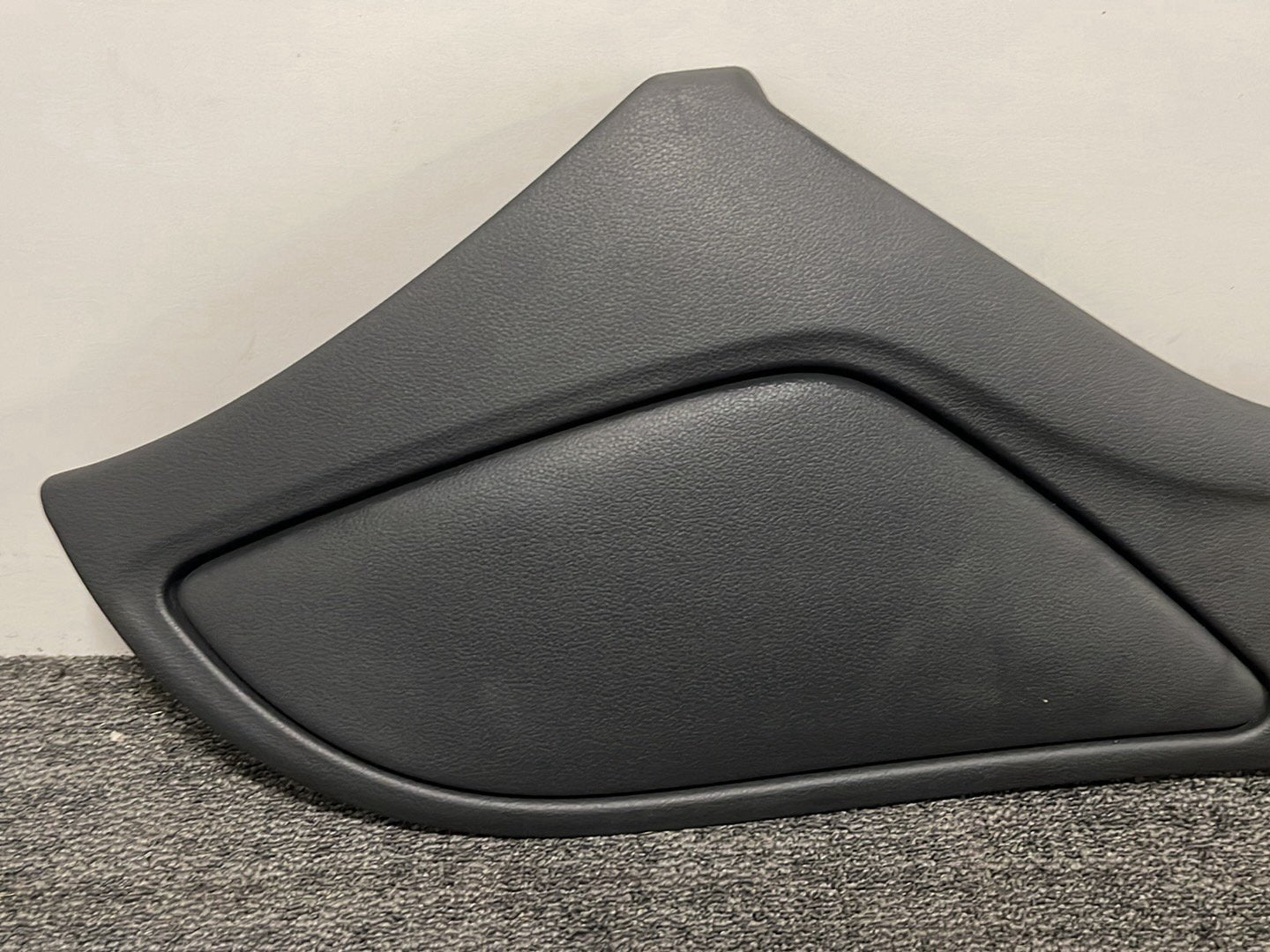 Audi A8 4H Right &amp; Left Centre Console Side Trim Pair 4H2863304B 4H2863303B