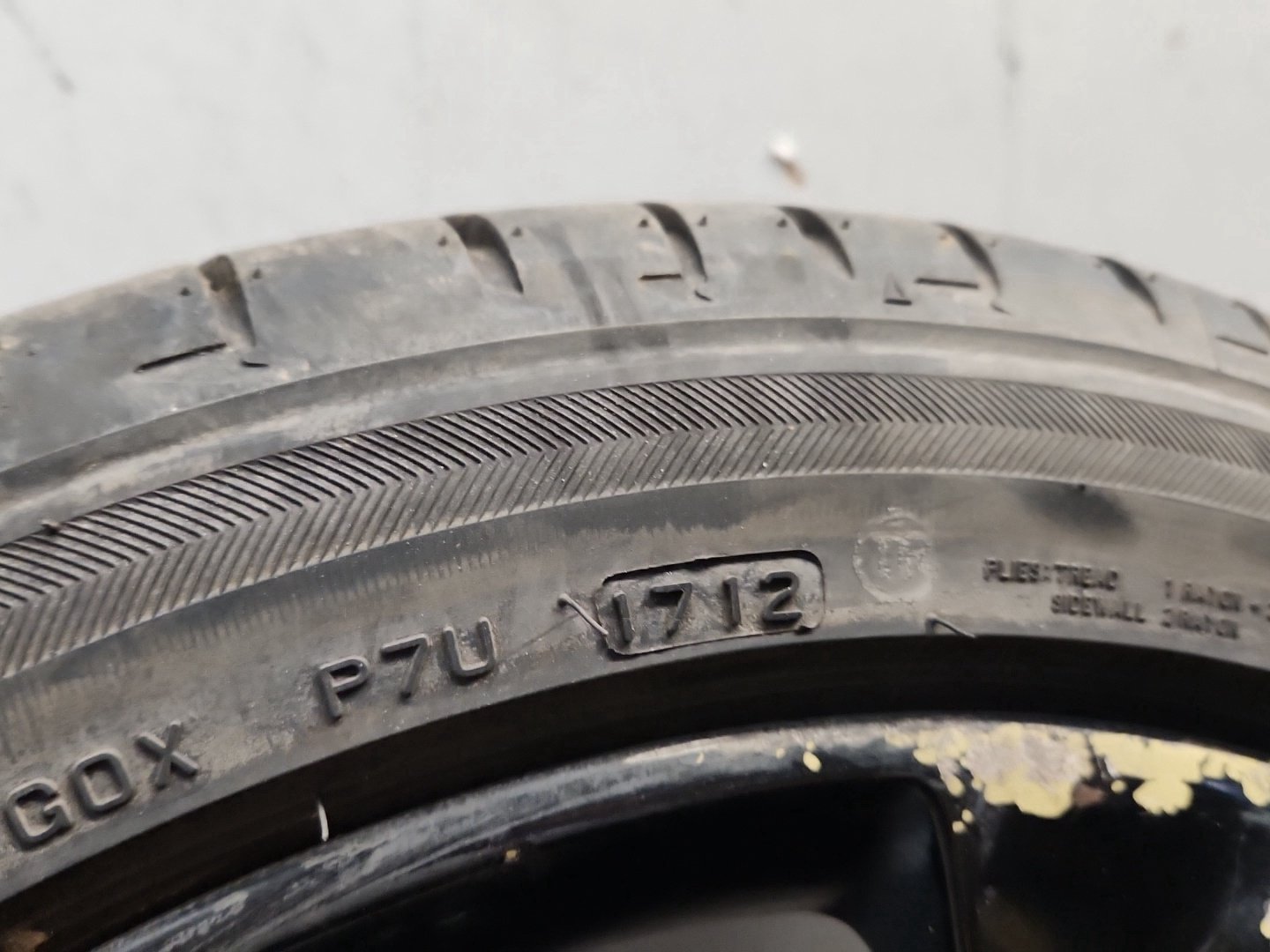 Mercedes CLC-Class W203 17" Alloy Wheel with Tyre 245/40/17 ~7mm A2034015402