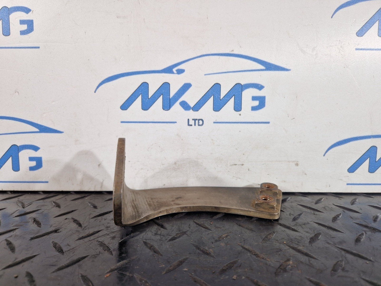 16-19 MERCEDES BENZ GLE W166 GENUINE LEFT N/S EXHAUST BRACKET A1664911341