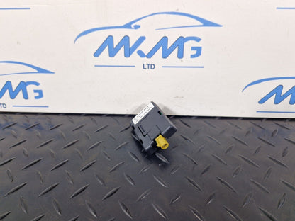 19-ON MERCEDES BENZ B CLASS W247 WLAN ANTENNA  A2479052602