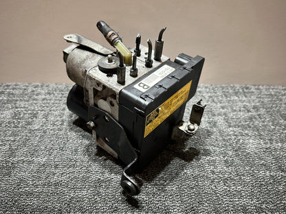Toyota Prius MK2 (NHW20) Hatchback Genuine ABS Brake Pump Module 44510-47050