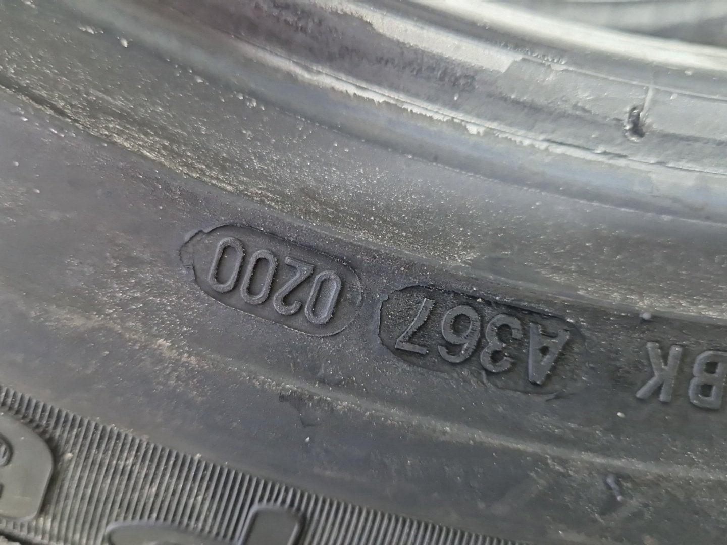 Genuine Pirelli P6000 Tyre 205/55/R16 91W ~8mm Tread