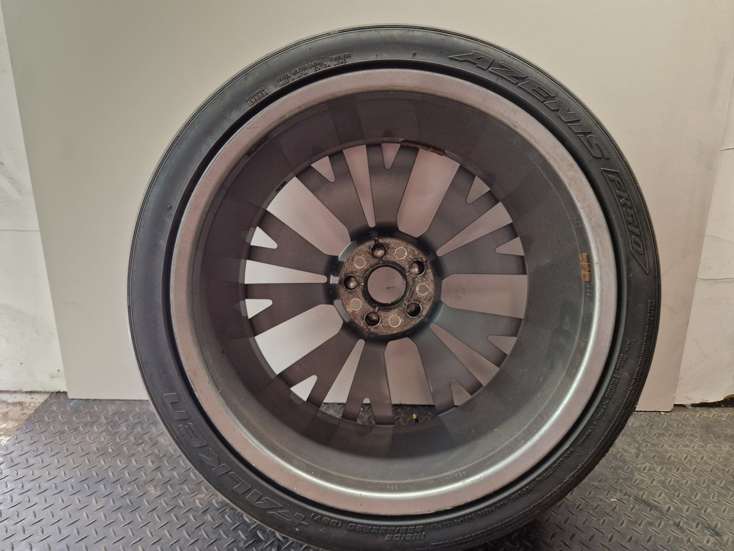 Audi A7 4G 20" Alloy Wheel with Tyre 265/35/20 ~3mm 4G8601025AE