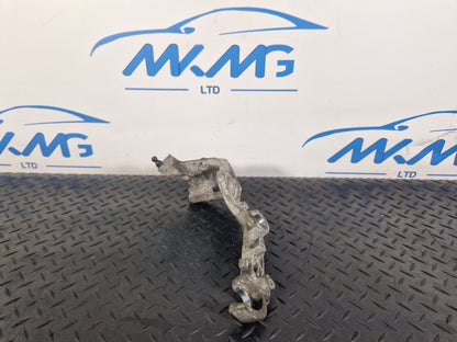 14-21 MERCEDES BENZ C300h W205 AIR FILTER BOX MOUNT A6510940427