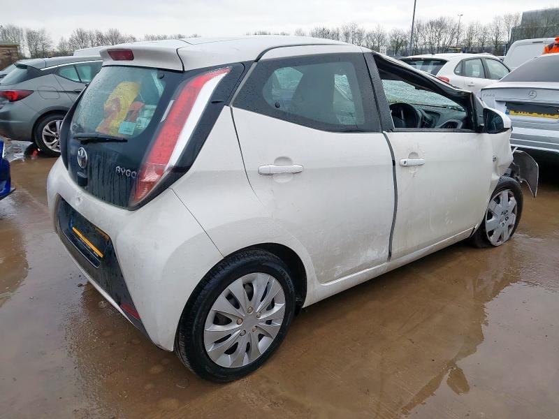 2015 Toyota Aygo MK2 (AY2)