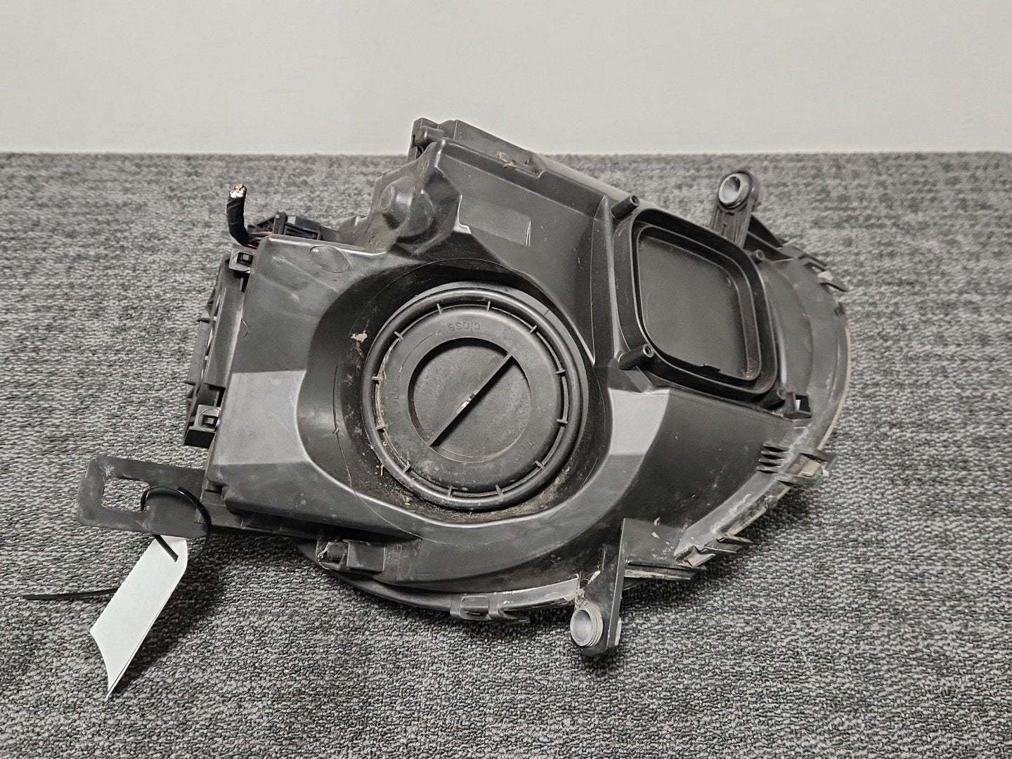 2012 Mini Cooper Clubman R55 - Left Headlight