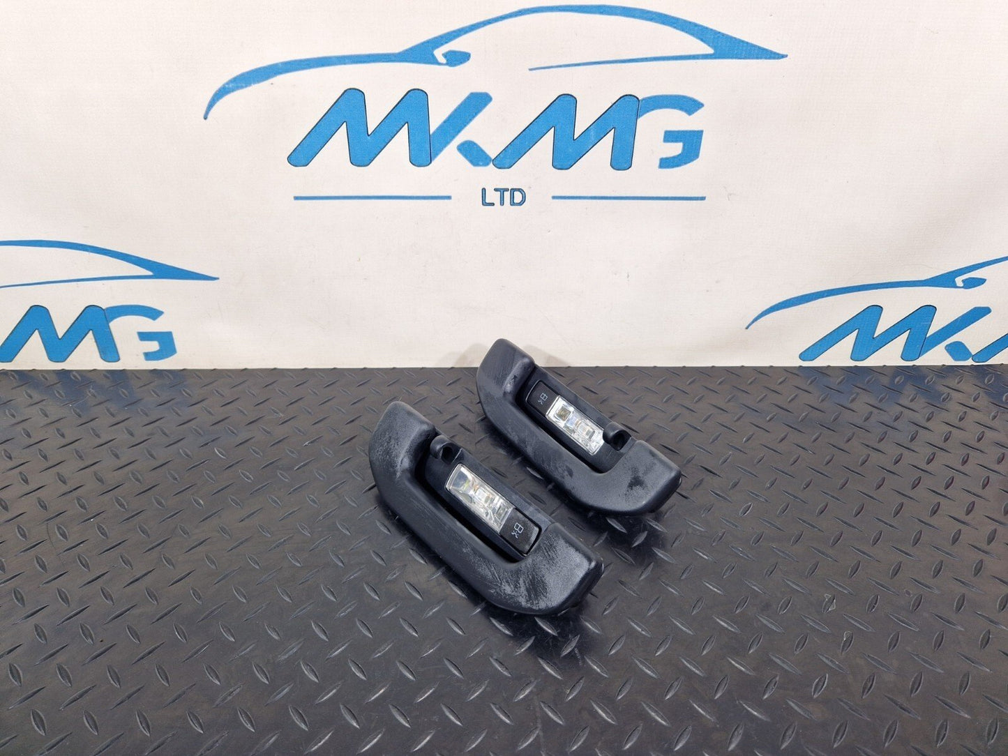 MERCEDES BENZ A CLASS W177 REAR LEFT & RIGHT GRAB HANDLE A0998150000 A0998150100
