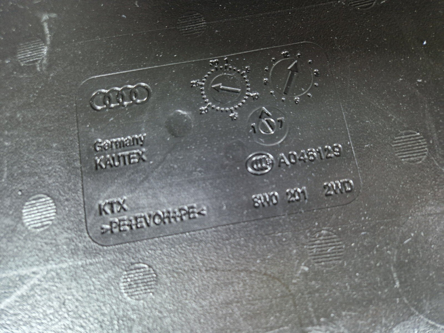 16-24 AUDI A5 F5 COUPE GENUINE DIESEL FUEL TANK WITH PUMP 8W6201021