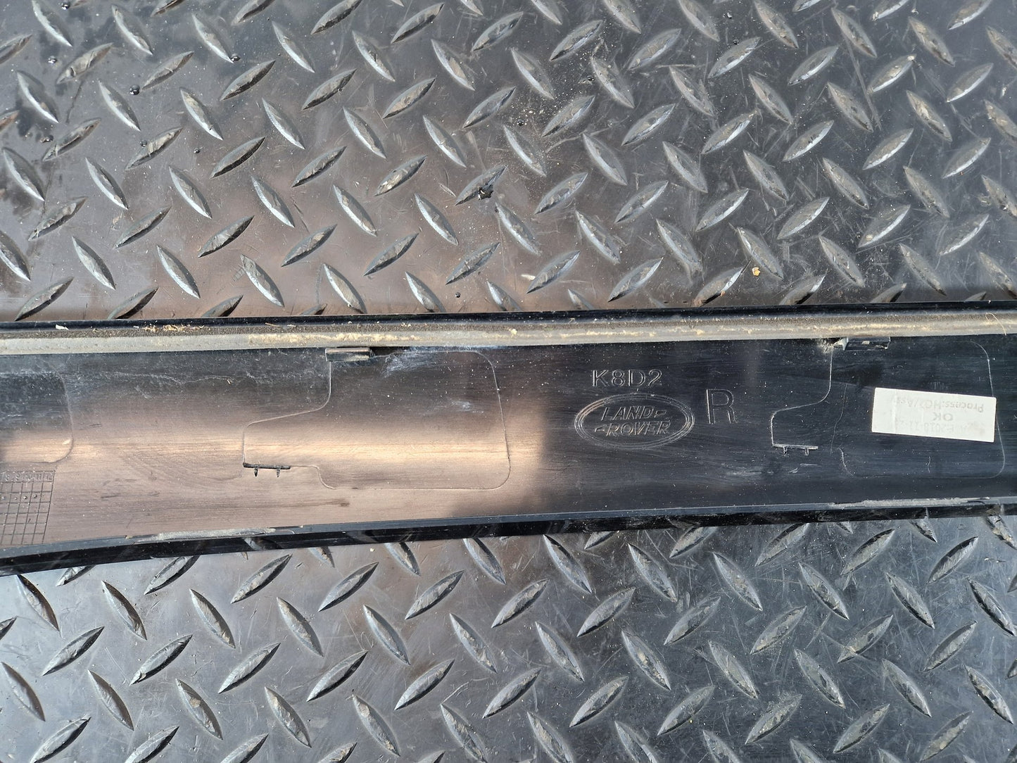 Range Rover Evoque L551 Front Right O/S Genuine Exterior Moulding K8D2-025A52-AC