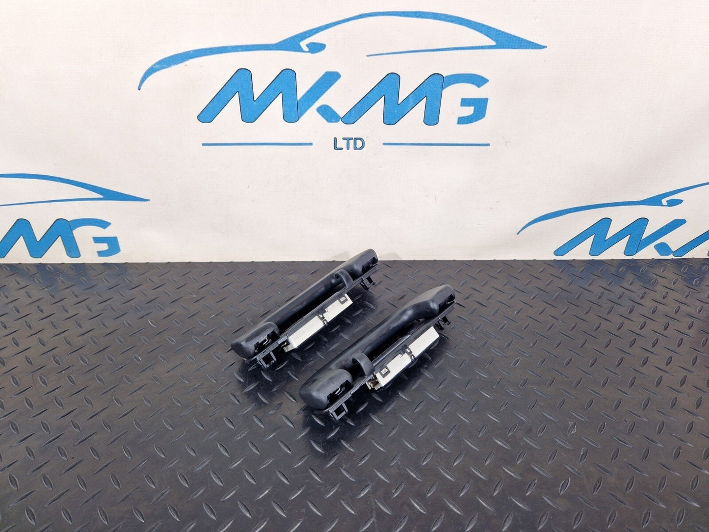MERCEDES BENZ A CLASS W177 REAR LEFT & RIGHT GRAB HANDLE A0998150000 A0998150100