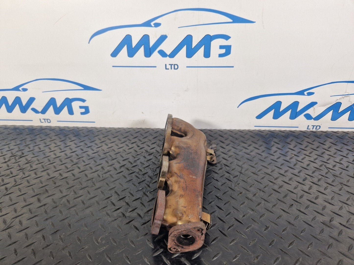 14-21 MERCEDES BENZ C300h W205 EXHAUST MANIFOLD A651140027