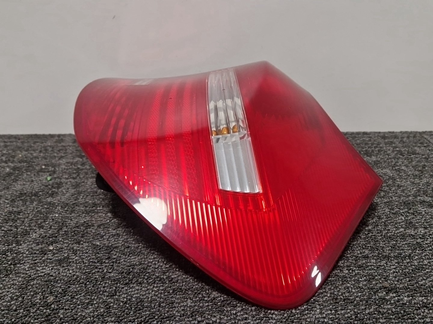 2007 BMW 116i E87 Genuine Rear Right O/S Driver Tail Lamp Light