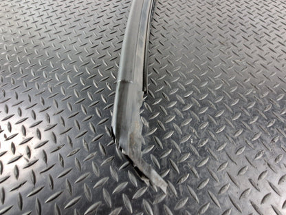 14-23 MERCEDES VITO W447 GENUINE RUBBER SEAL REAR DOOR BLACK A44717583
