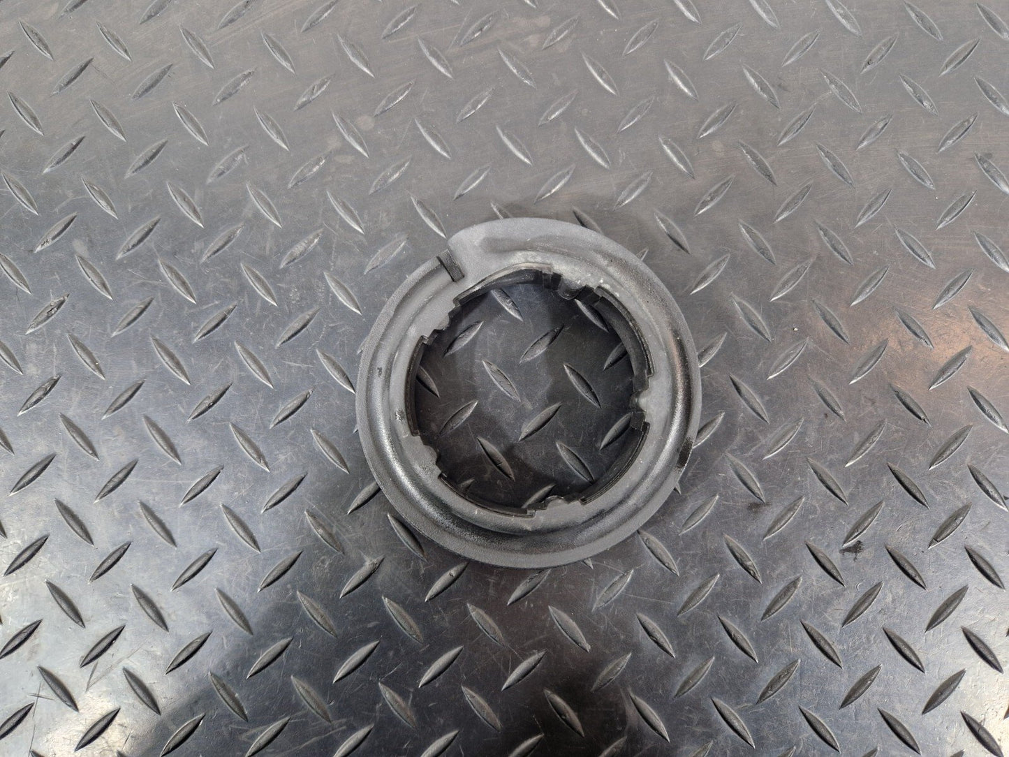 14-21 MERCEDES BENZ C200 W205 COIL SPRING SHIM A2053220184
