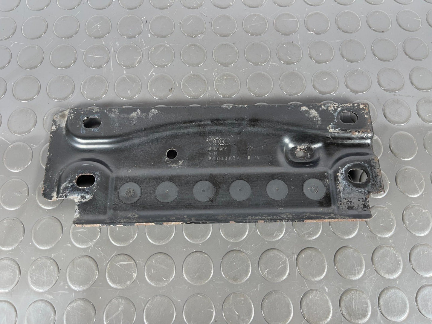 16-19 AUDI A4 B9 GENUINE MUFFLER MOUNT BRACKET PLATE 8W0803183A