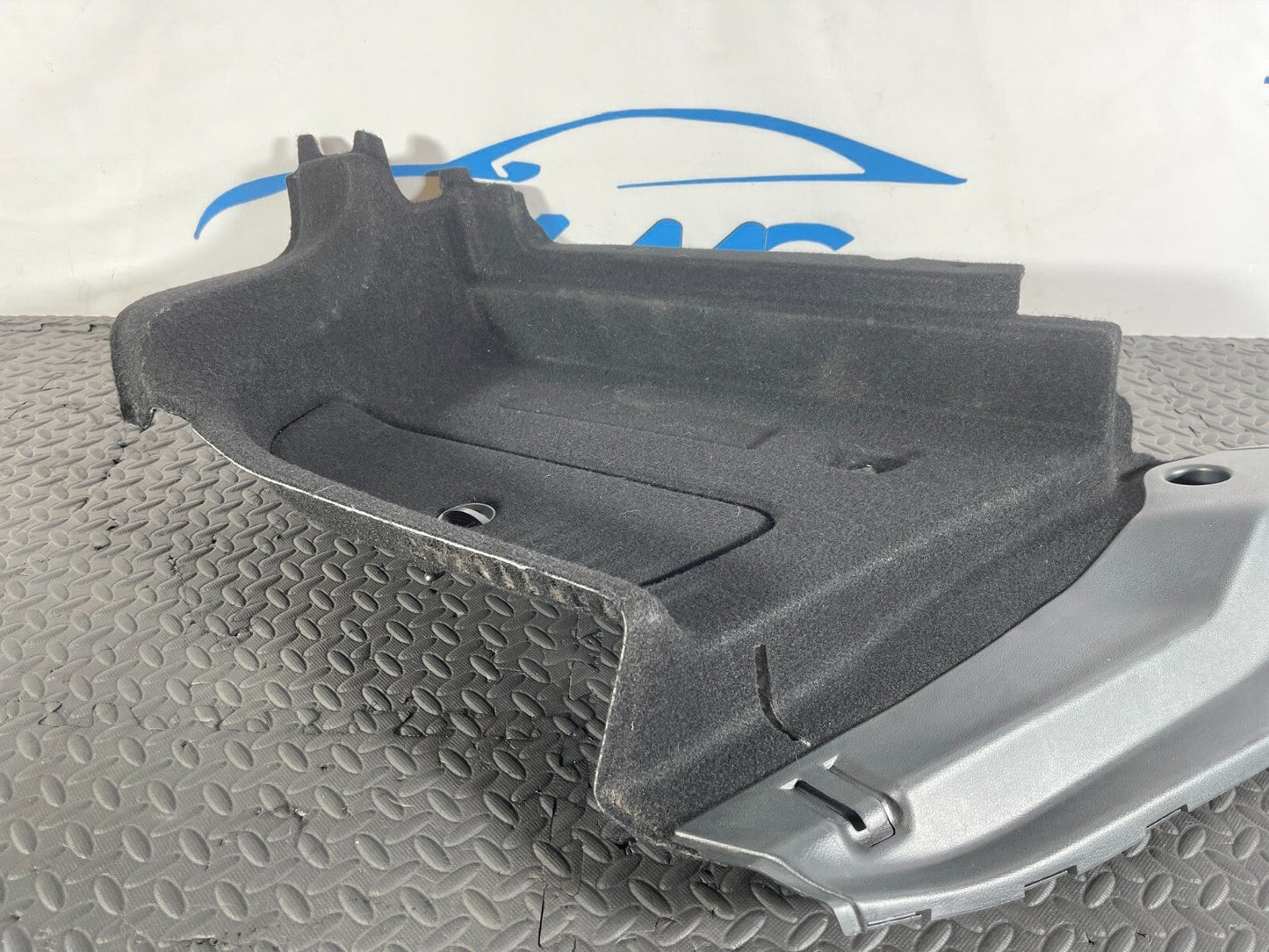 12-18 MERCEDES A-CLASS W176 GENUINE RIGHT DRIVER SIDE BOOT PANEL A1766900141