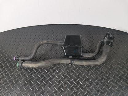 16-19 AUDI A4 B9 ESTATE GENUINE V6 3.0TDI ADBLUE TANK FILLING HOSES 8W0131963A