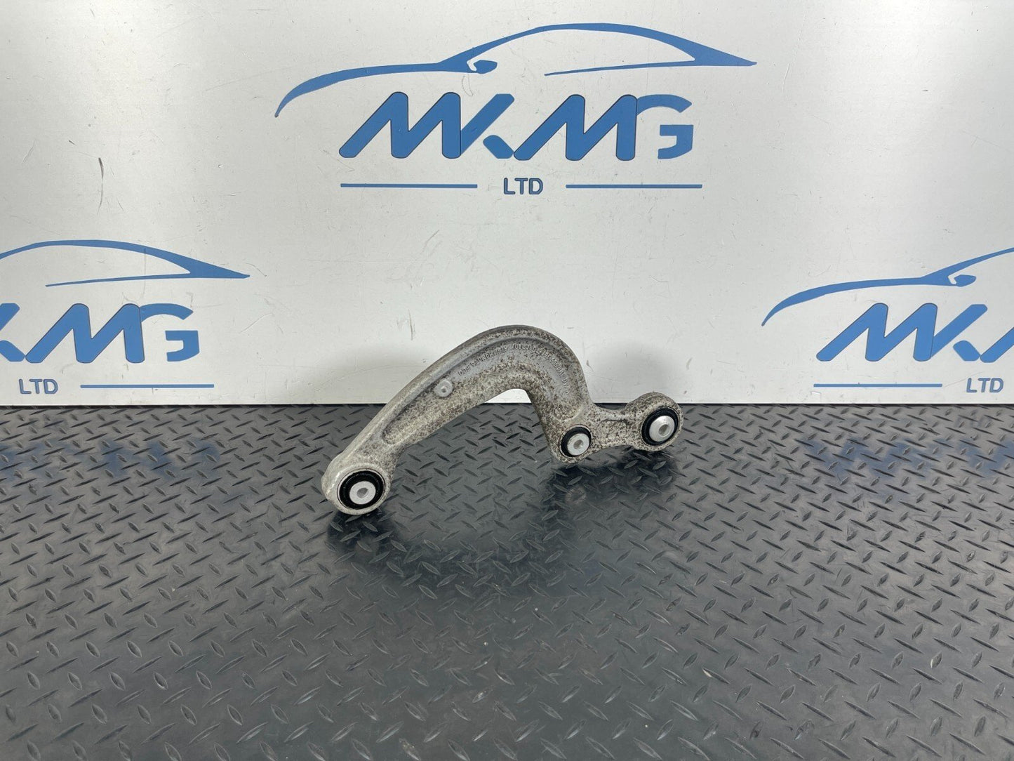 GENUINE AUDI A4 B9 A5 S5 F5 REAR LEFT OR RIGHT CONTROL ARM 8W0505361E