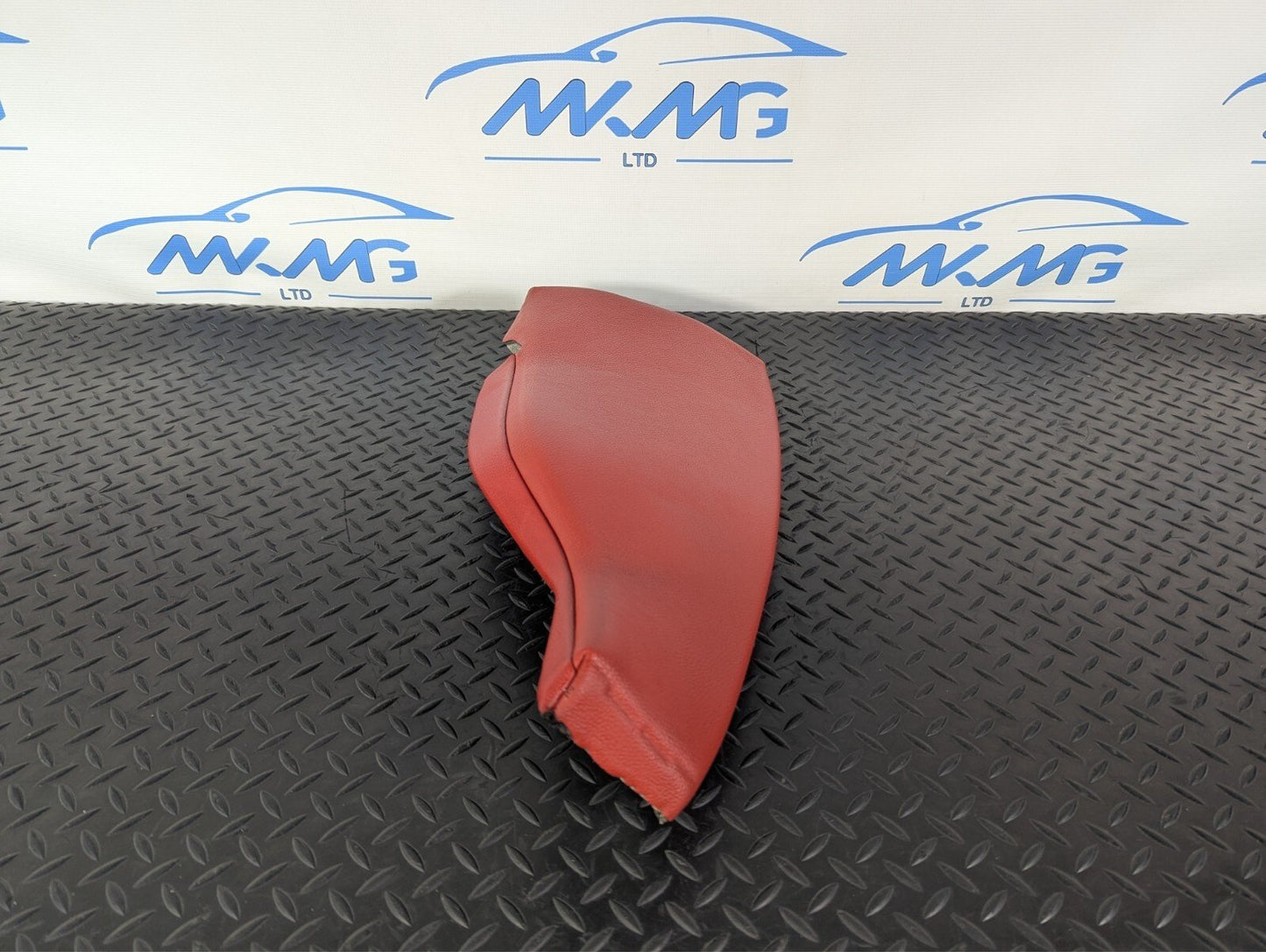 BMW 218i F22 Genuine Rear Right O/S Seat Bolster Trim 7320252