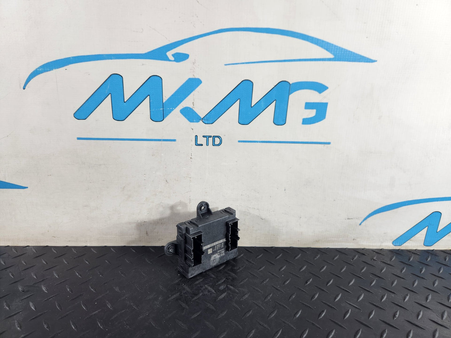 Land Rover Range Rover Evoque SUV Rear Right Door Control Unit J8A214D620CC
