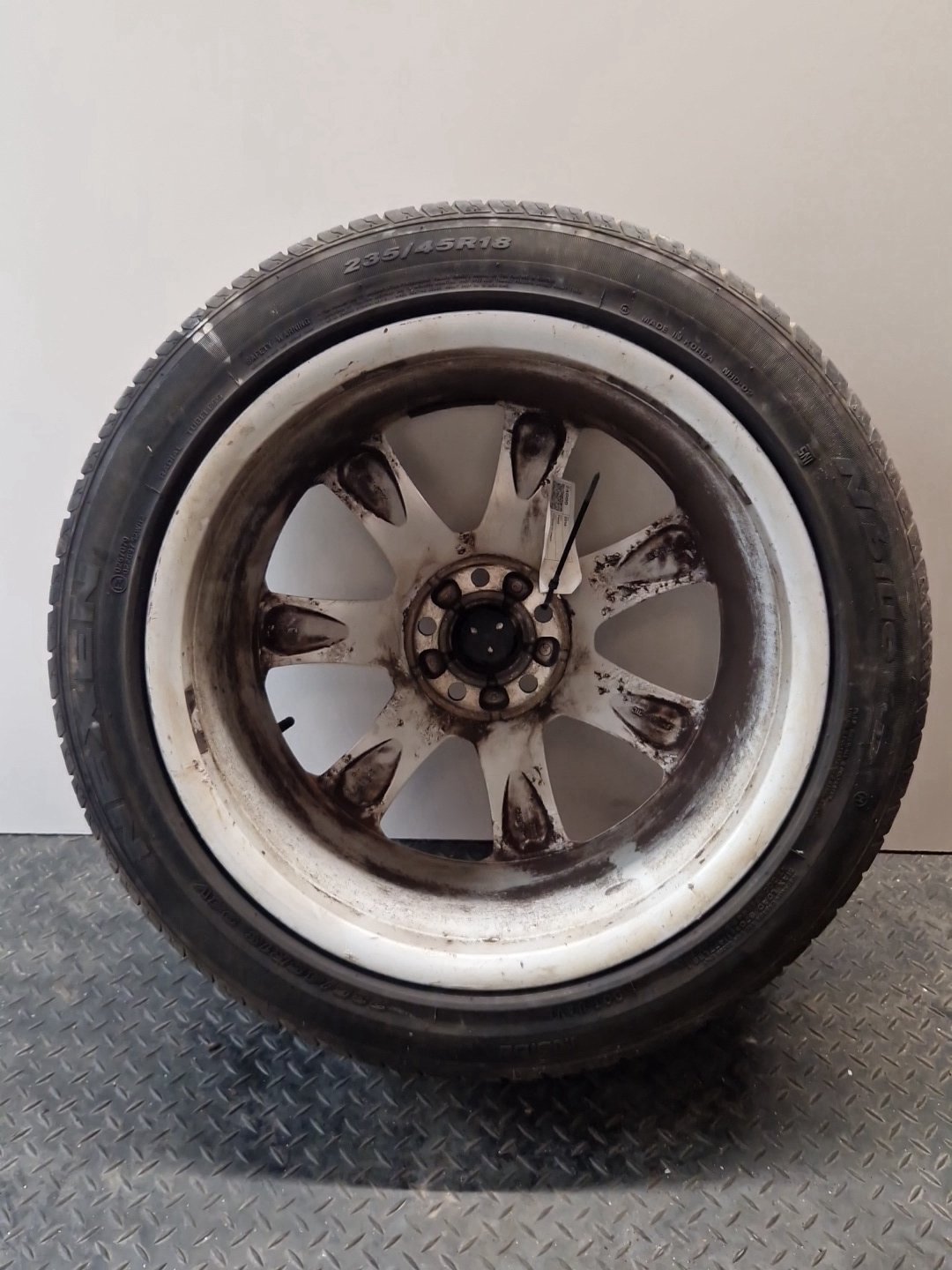 Ford Grand C-Max MK2 (C344) 18" Alloy Wheel and Tyre 235/45/18 ~6mm AM5J-1007-BC