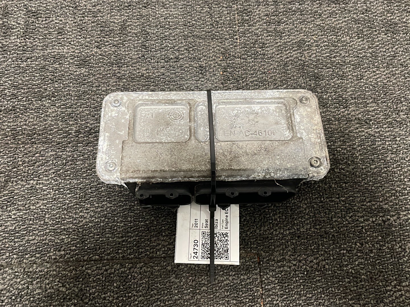 Seat Ibiza MK4 FL- 6J Hatchback Genuine Engine Control Unit ECU 03C906024CD